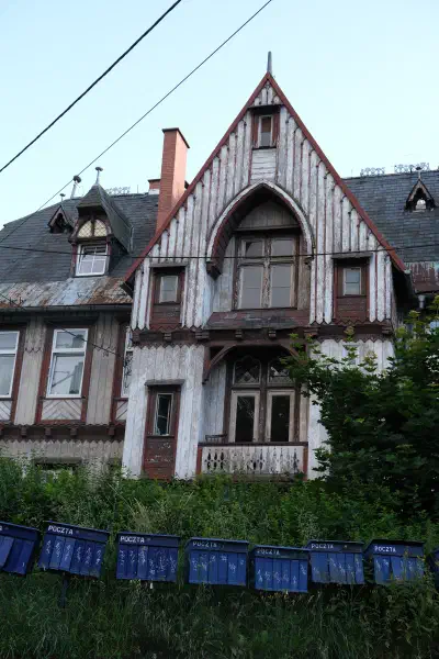 old-house.jpeg