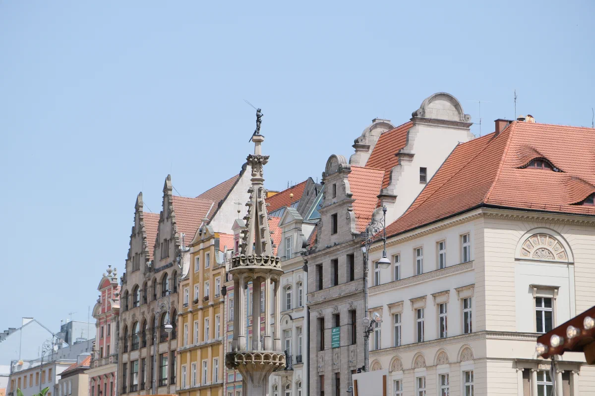 Warsaw center